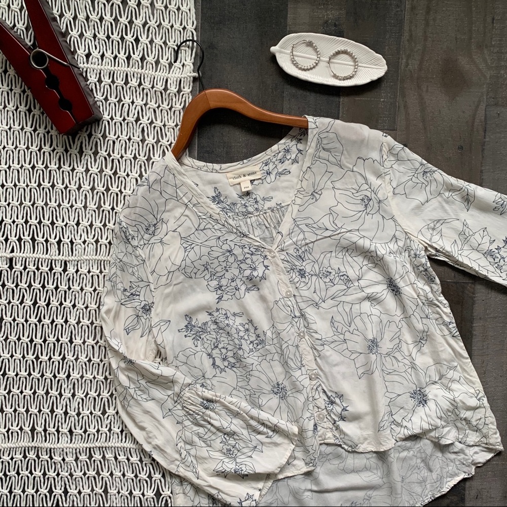 Cloth & Stone Floral Daltry Bell Sleeve Blouse